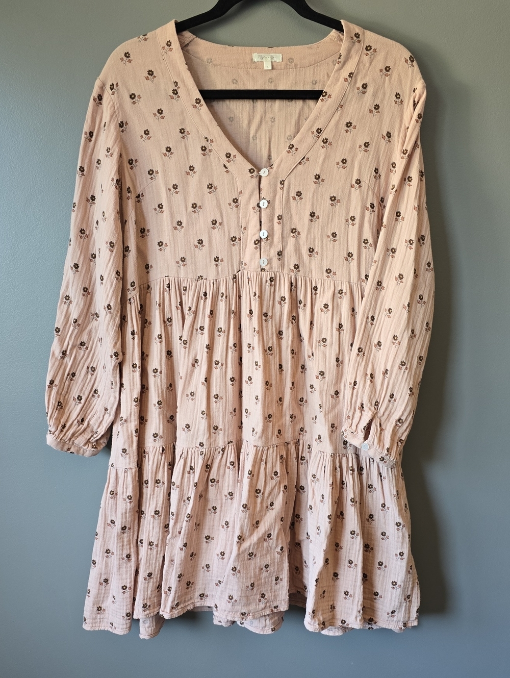 RYLEE & CRU Floral Tiered V-Neck Babydoll Dress